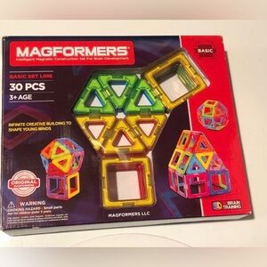 Magformers 30 PCS - Multicolor Magnetic Building Set